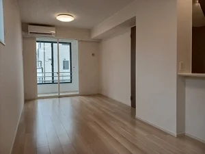 山梨県のマンスリーマンション・ウィークリーマンション「ヒカルサ　甲斐名取 106・洋室(No.1298520)」メイン画像