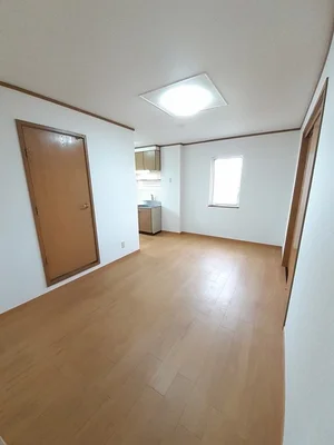 のマンスリーマンション・ウィークリーマンション「クレストールオヨベ 202・洋室(No.1298523)」メイン画像