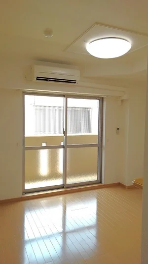 のマンスリーマンション・ウィークリーマンション「サニーブローテ住吉Ⅰ 305・洋室(No.1298527)」メイン画像