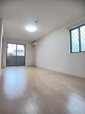 のマンスリーマンション・ウィークリーマンション「ＧＲＡＮＤ　ＨＩＬＬＳ 103・洋室(No.1298680)」メイン画像