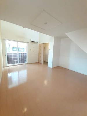 のマンスリーマンション・ウィークリーマンション「ポルト　ボヌール 102・洋室(No.1298690)」メイン画像