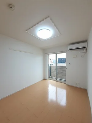 のマンスリーマンション・ウィークリーマンション「ワイズＫＭ 103・洋室(No.1298700)」メイン画像