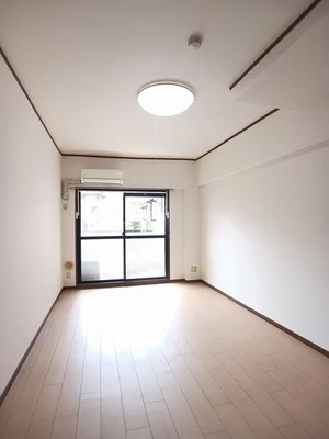 のマンスリーマンション・ウィークリーマンション「Ｂｅｌｌｅ　Ｄｅｍｅｕｒｕ　ｙ 102・洋室(No.1298729)」メイン画像