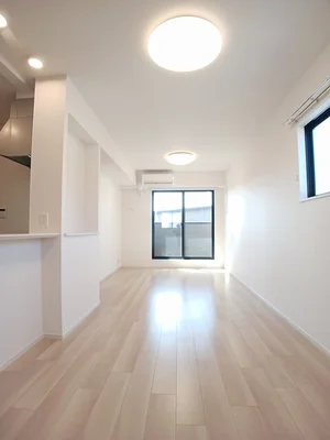 のマンスリーマンション・ウィークリーマンション「メリッサⅢ 201・洋室(No.1298748)」メイン画像