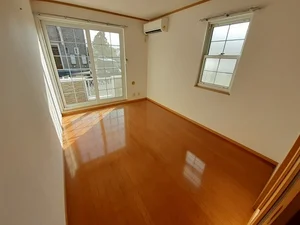 のマンスリーマンション・ウィークリーマンション「ラフィネ花瀬　弐番館 101・洋室(No.1298783)」メイン画像