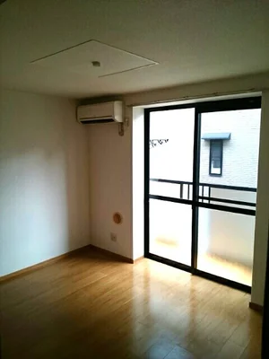 のマンスリーマンション・ウィークリーマンション「ルミエール西鶴Ⅱ 105・洋室(No.1298811)」メイン画像