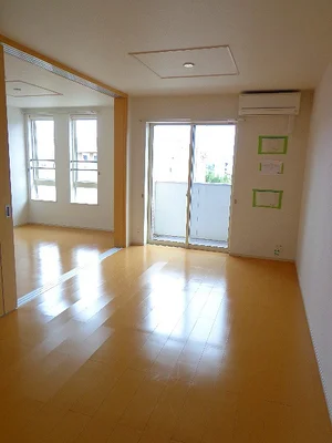 のマンスリーマンション・ウィークリーマンション「ガーデンポラリスⅠ 202・洋室(No.1298826)」メイン画像