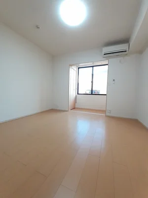 社会医療法人財団大樹会総合病院回生病院周辺のマンスリーマンション・ウィークリーマンション「ハピネス　Ⅱ 102・洋室(No.1299059)」メイン画像