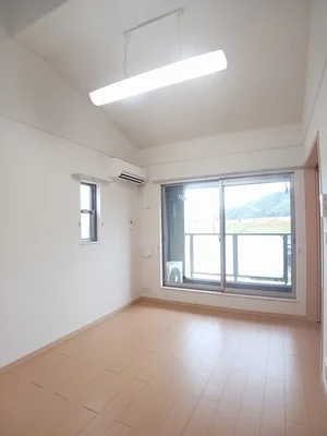 広島県のマンスリーマンション・ウィークリーマンション「キャトルセゾン 201・洋室(No.1299092)」メイン画像