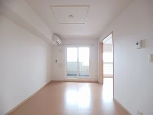 のマンスリーマンション・ウィークリーマンション「ル・サンシャイン　Ⅲ 202・洋室(No.1299318)」メイン画像