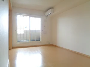 のマンスリーマンション・ウィークリーマンション「ベル・アルカンシェルＢ 202・洋室(No.1299348)」メイン画像