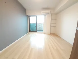 のマンスリーマンション・ウィークリーマンション「ラー　カイラム 302・洋室(No.1299370)」メイン画像