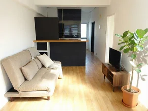 のマンスリーマンション・ウィークリーマンション「🌈新規オープン賃料半額🌈法人契約・複数名利用歓迎！駅チカ＆ネット無料📶ゆとりある1LDKで長期滞在も快適✨【M064】(No.1299551)」メイン画像