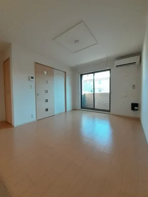 のマンスリーマンション・ウィークリーマンション「クロレ　キャメリア　Ｃ 102・洋室(No.1299857)」メイン画像