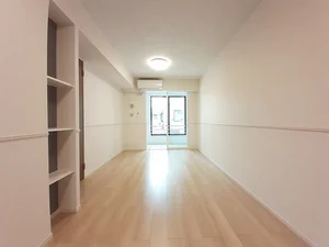 のマンスリーマンション・ウィークリーマンション「ベルモア長附 102・洋室(No.1299913)」メイン画像