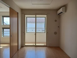 のマンスリーマンション・ウィークリーマンション「サンライズ・フィールド 203・洋室(No.1299921)」メイン画像