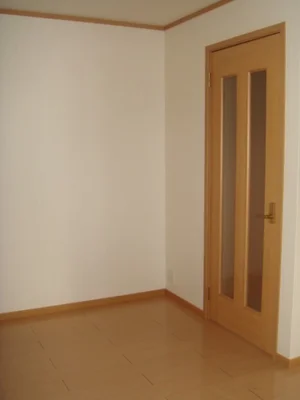 愛知県厚生農業協同組合連合会　海南病院周辺のマンスリーマンション・ウィークリーマンション「ブラン・ルピナス　Ｃ 102・洋室(No.1299953)」メイン画像