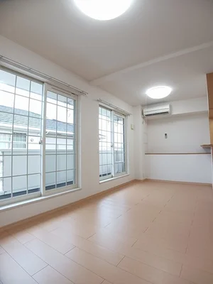 和歌山市のマンスリーマンション・ウィークリーマンション「セイバリー　Ｂ 202・洋室(No.1300059)」メイン画像