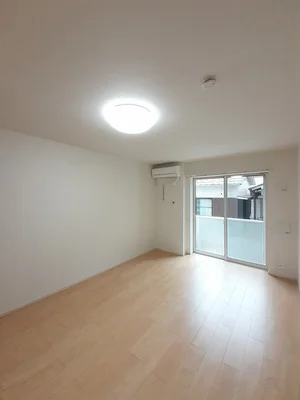 のマンスリーマンション・ウィークリーマンション「ボヌール　レイワＡ 105・洋室(No.1300077)」メイン画像