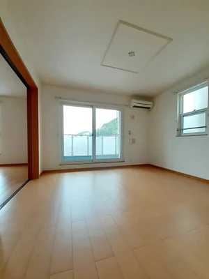 のマンスリーマンション・ウィークリーマンション「ファスタージュⅢ 201・洋室(No.1300089)」メイン画像