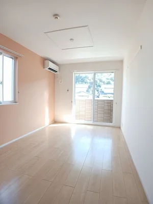 のマンスリーマンション・ウィークリーマンション「サン　グレイス　ヴィラ 104・洋室(No.1300101)」メイン画像