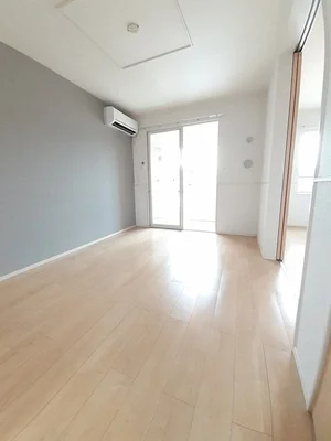 のマンスリーマンション・ウィークリーマンション「クレメント　Ａ 203・洋室(No.1300103)」メイン画像