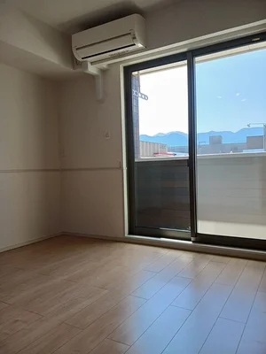 愛媛県のマンスリーマンション・ウィークリーマンション「フェリーチェ　Ⅱ 103・洋室(No.1300107)」メイン画像