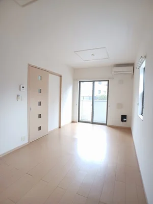 のマンスリーマンション・ウィークリーマンション「ウィステリアガーデン　Ｃ 101・洋室(No.1300137)」メイン画像