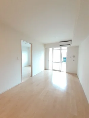 のマンスリーマンション・ウィークリーマンション「ラ　ペール　Ａ 103・洋室(No.1300152)」メイン画像