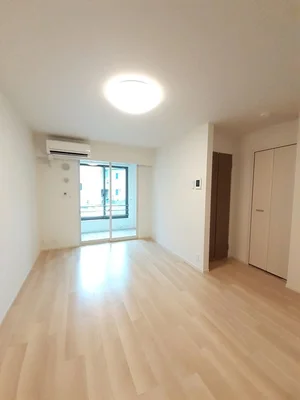 のマンスリーマンション・ウィークリーマンション「メゾン　ルピナス　Ｂ 103・洋室(No.1300153)」メイン画像