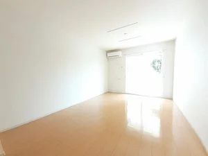 のマンスリーマンション・ウィークリーマンション「サニークレメント 102・洋室(No.1300327)」メイン画像