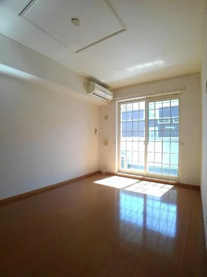 のマンスリーマンション・ウィークリーマンション「アルカンシエル・ド・モコⅠ 102・洋室(No.1300348)」メイン画像