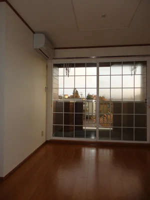 のマンスリーマンション・ウィークリーマンション「ラ・ファミーユⅠ 203・洋室(No.1300573)」メイン画像