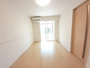 のマンスリーマンション・ウィークリーマンション「Ｃ・Ｃ 103・洋室(No.1300952)」メイン画像