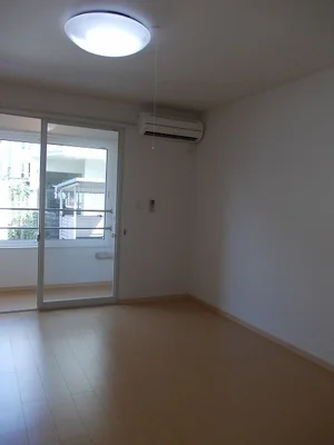 のマンスリーマンション・ウィークリーマンション「ソレアード山代 102・洋室(No.1301007)」メイン画像