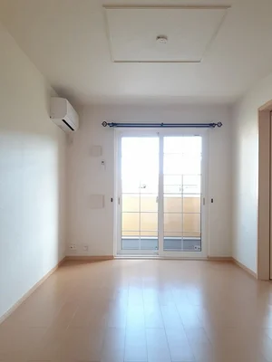 のマンスリーマンション・ウィークリーマンション「エントランス小牧Ⅴ 103・洋室(No.1301025)」メイン画像