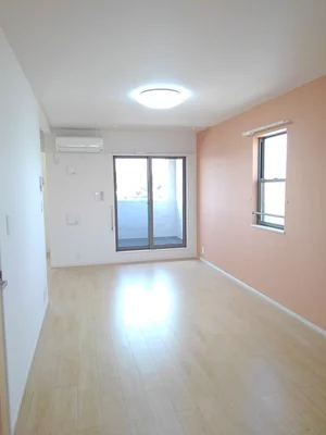 四日市市のマンスリーマンション・ウィークリーマンション「コリーヌ東坂部Ｂ 201・洋室(No.1301035)」メイン画像