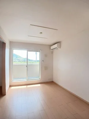 のマンスリーマンション・ウィークリーマンション「グローヴ・ガーデンⅡ 202・洋室(No.1301160)」メイン画像