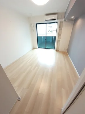 光駅（山口県）のマンスリーマンション・ウィークリーマンション「アクアプラ島田 102・洋室(No.1301205)」メイン画像