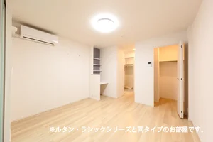 糟屋郡粕屋町のマンスリーマンション・ウィークリーマンション「Ｃｏｗｂｅｌｌ　Ｃｏｕｒｔ 102・洋室(No.1301230)」メイン画像
