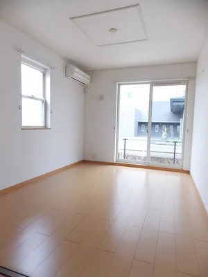 のマンスリーマンション・ウィークリーマンション「メゾン・ド・ブリュンヌⅡ 101・洋室(No.1301349)」メイン画像