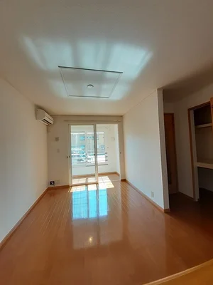 のマンスリーマンション・ウィークリーマンション「サンリット．ヴィラ．イーストＡ 103・洋室(No.1301442)」メイン画像