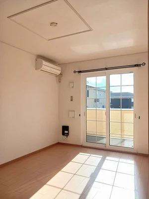 のマンスリーマンション・ウィークリーマンション「モンターニュ　アン 103・洋室(No.1301468)」メイン画像