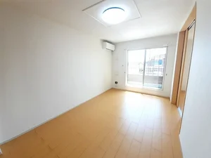 のマンスリーマンション・ウィークリーマンション「ｉｒｉｄｅⅡ（イリーデ） 202・洋室(No.1301475)」メイン画像