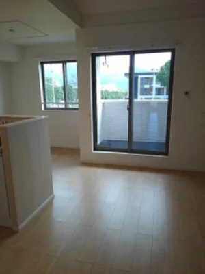 のマンスリーマンション・ウィークリーマンション「フィオーレⅢ　Ｅ 202・洋室(No.1301513)」メイン画像