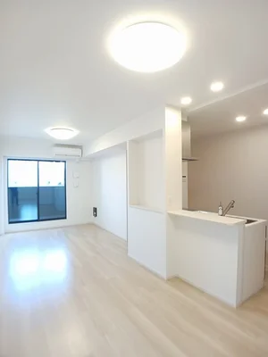 のマンスリーマンション・ウィークリーマンション「カーサ・ラッフィナートⅡ　Ｂ 203・洋室(No.1301540)」メイン画像