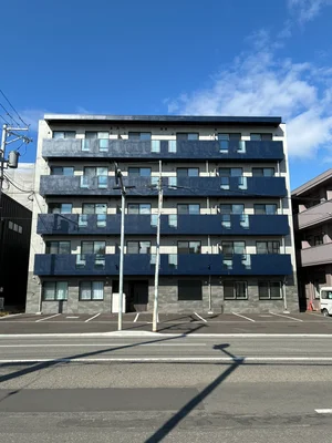 北海道のマンスリーマンション・ウィークリーマンション「【千歳市】新築RCマンション　新千歳空港まで車で9分・近隣駐車場空きあり！ 103・1LDK(No.1301667)」メイン画像