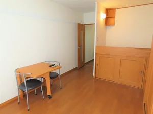 のマンスリーマンション・ウィークリーマンション「レオパレスＣｏＣｏ 102(No.1301758)」メイン画像