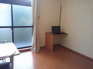 のマンスリーマンション・ウィークリーマンション「レオパレスアドミラブールワタル 105(No.1301954)」メイン画像