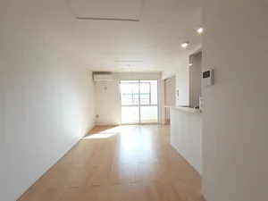 のマンスリーマンション・ウィークリーマンション「プリムローズⅤ 203・洋室(No.1302116)」メイン画像